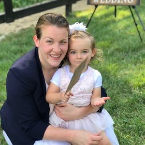 Meet your Posher, Elizabeth